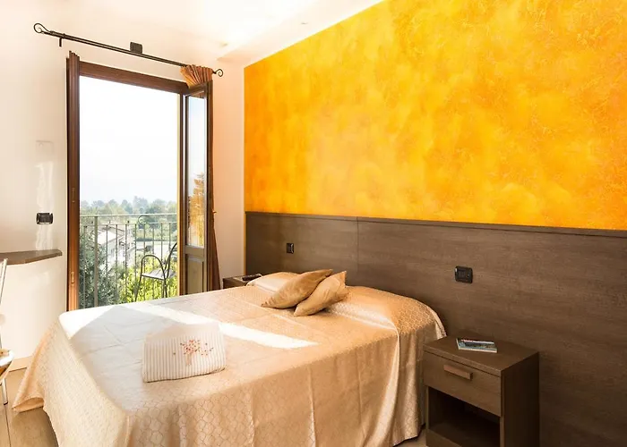 Lori Bed & Breakfast 4*