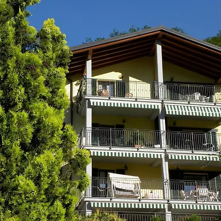 Bed & Breakfast Lori *