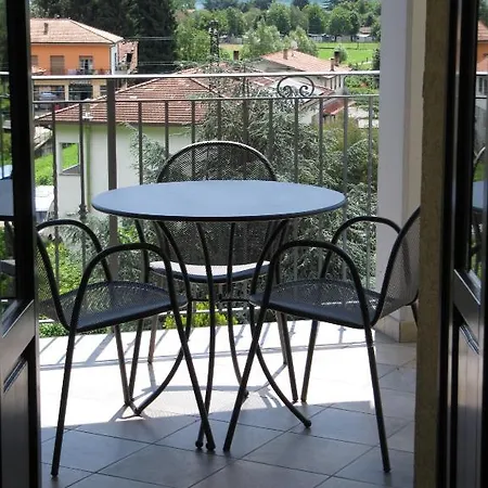 Lori 4* Gravedona