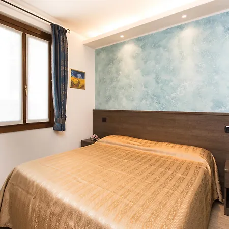 Bed & Breakfast Lori Gravedona