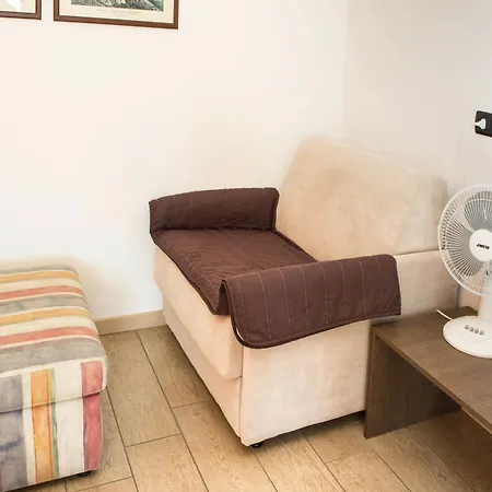 Couette-café Lori Gravedona